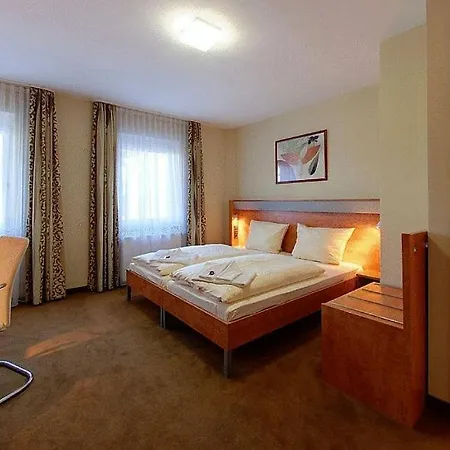 Gross Otel