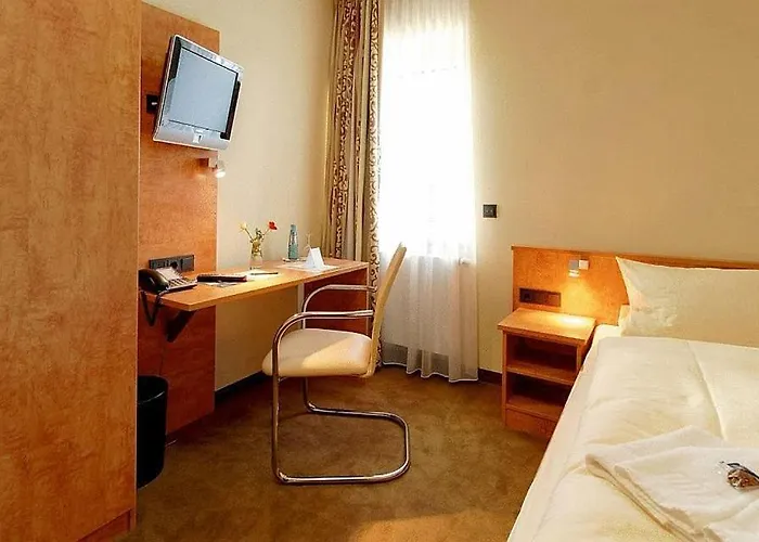 Hotel Gross Bergkirchen (Bavaria)