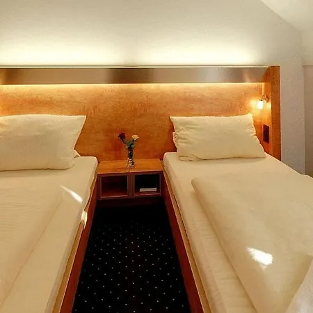 Hotel Groß 3*